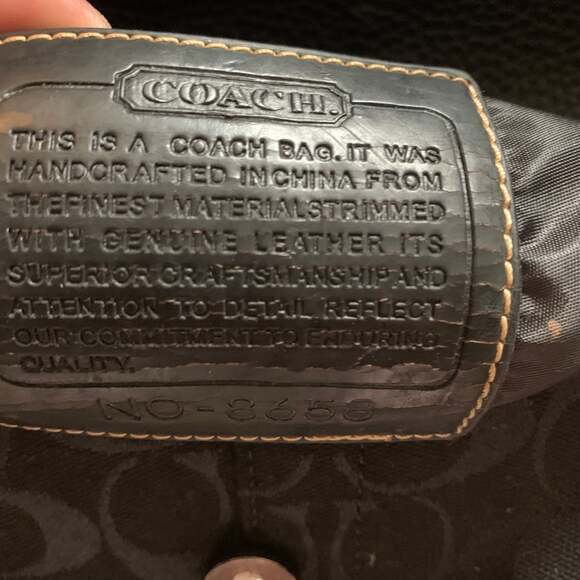 Vintage Y2K Coach Black Signature Soho Flap Shoulder Bag Buckle - Picture 3 of 13